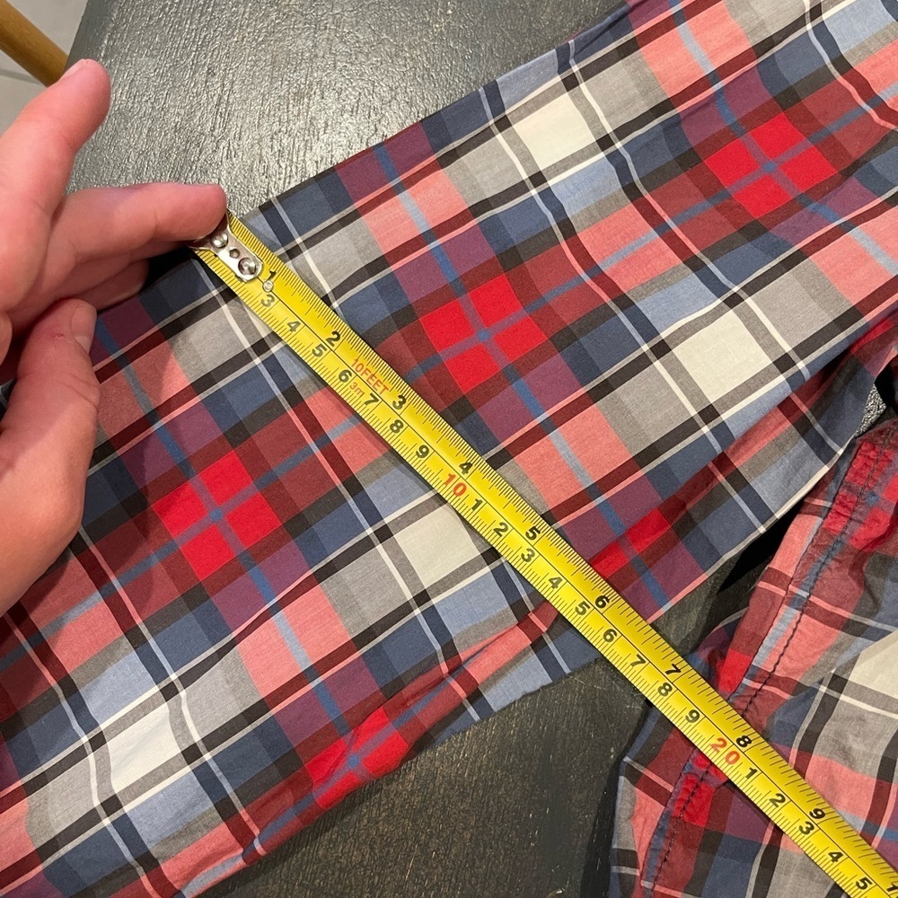 American Eagle Classic Prep Fit Button Down - Picture 9 of 10
